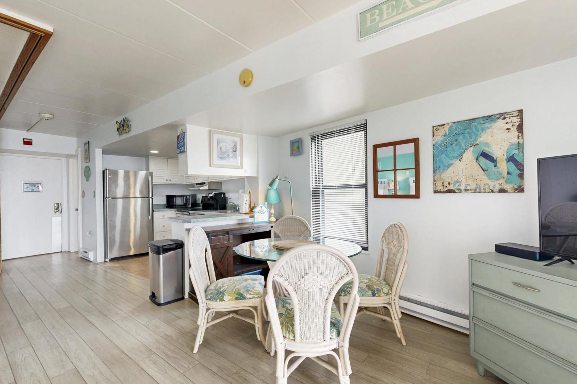 High Point South Condos Ocean City Room photo